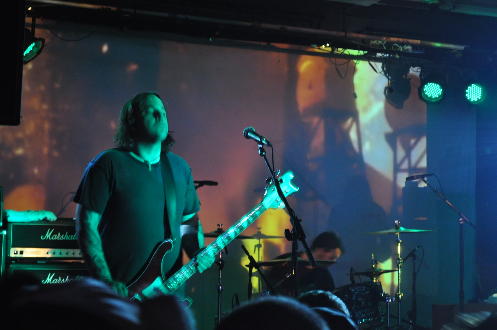 Al Cisneros of Sleep performing live